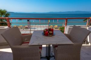 Over Sea Rooms & Villas Evia Greece