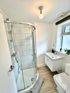 Garden 1-Bed Flat 30min to Downtown & Free Parking