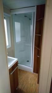 Campings Mobil home camping 4 etoile : photos des chambres