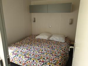Sejours a la campagne Camping Pre Vologne : Chambre Double avec Salle de Bains Privative