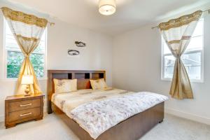 Pool Paradise Spacious Tracy Home with Yard!