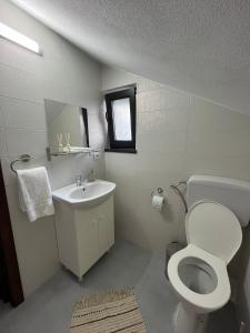 Cabanele Păstrăvăriei Parva