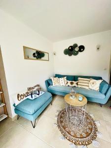 Studio cosy et climatisé au coeur du village