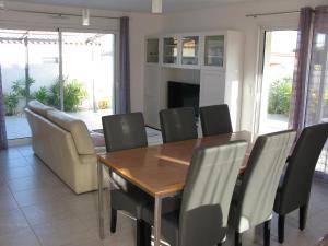Maisons de vacances Douce Parenthese - Maison de Vacances - 8 pers - Terrasse : photos des chambres