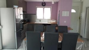Maisons de vacances Douce Parenthese - Maison de Vacances - 8 pers - Terrasse : photos des chambres