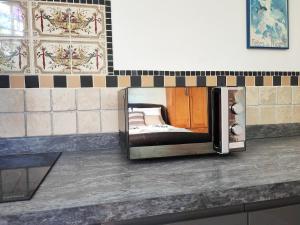 Seaside studio for business or holiday travellers