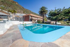 Los Peñones Experience