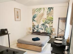 Charmant studio au pied de Montmartre dans résidence avec gardien et caméra de surveillance