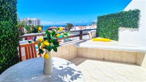 Lemon Beach Tenerife Holiday Apartment Las Americas