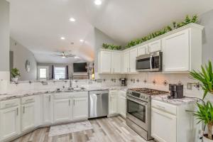 Modern + Spacious: Family Home w Yard in Houston!