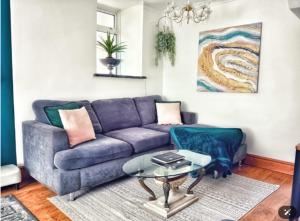 Happy Days Town House