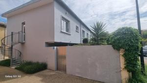 Hotels Hotel du Tricastin : photos des chambres