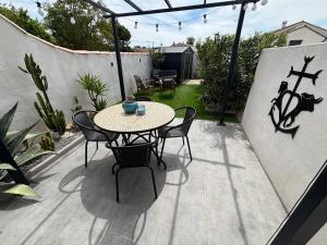 Appartements Sublime et paisible maison sur Bellegarde entre Nimes et Arles : photos des chambres