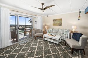 Beachloft 2F - Andiamo OC