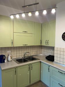 Elins View Stylish Central Apartment with Panoramic Terrace