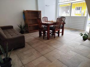 Sunset Fltas - Apartamentos Equipados e aconchegantes, Próximo às Praias urbanas, A poucos metros da Rua Pituba