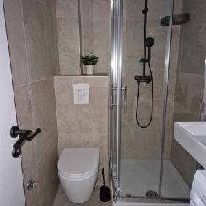 APARTMAN TIN