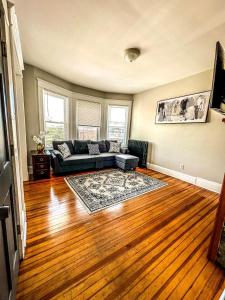 The Red House Albany NY 4 Bedroom Private Apartment