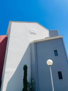 Lake view apartment with pool