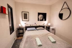 Appartements Appart typique coeur de ville : photos des chambres