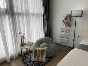 Lustay 1BR - P1 The Pavilion - Sunset View