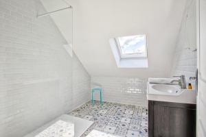 Maisons de vacances Villa 1880 & Belle demeure - Centre ville, Jardin Botanique : photos des chambres