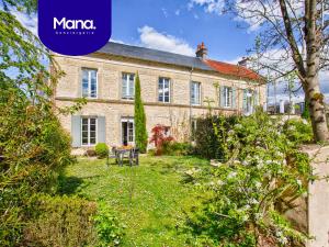 Maisons de vacances Villa 1880 & Belle demeure - Centre ville, Jardin Botanique : photos des chambres