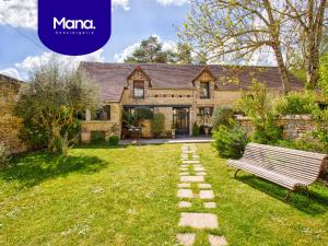 Maisons de vacances Villa 1880 & Belle demeure - Centre ville, Jardin Botanique : photos des chambres