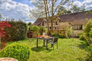 Maisons de vacances Villa 1880 & Belle demeure - Centre ville, Jardin Botanique : photos des chambres