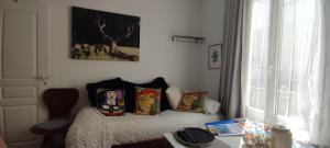 Sejours chez l'habitant PARIS AUTHENTIC HOUSE Metro 14 Station Hopital Bicetre, RER B Gentilly : photos des chambres