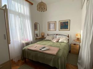 room 10 m from the sea