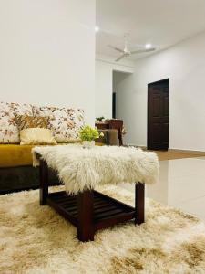 Sun Sky Negombo Resort Apartment
