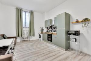 San Siro-Fiera Milano City Life Checkin H24 6 pax