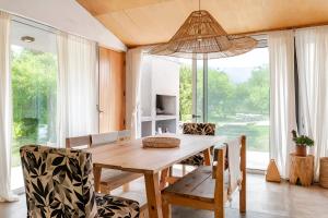 Casa con piscina privada y vistas al Cerro Champaquí