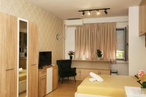 Cozy Apartment Near Square 21 Tirana