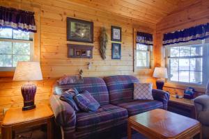 Shawano Lake Cabin with Boat Dock!