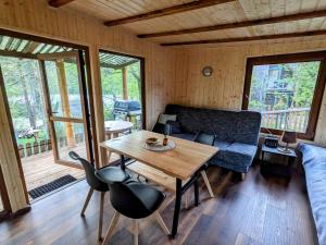 Domek na plaży, jezioro Rybno