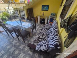 Kitão Completo ao lado da Balsa Bertioga