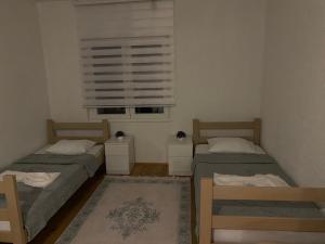 Sunset Point Paradise