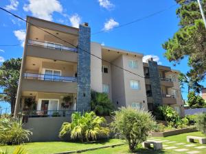 Solares V - Departamento 3 ambientes