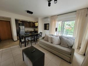 Solares V - Departamento 3 ambientes