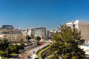 Sunny 3bd flat,Acropolis view