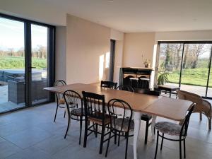 Maisons de vacances Au calme a la campagne 13 pers : photos des chambres