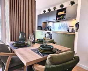 Gîte Forestier - T2 Cosy avec Terrasse & 2 Parkings privatifs -Centre ville