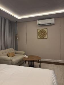 Elegant and modern studio in Granada