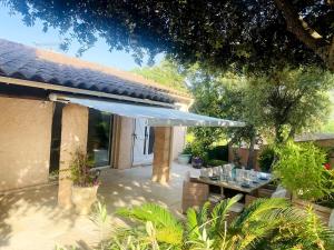 Villas Maison de vacances : photos des chambres