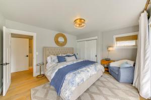 Peaceful Cabin with Dock on Lake Pend Oreille