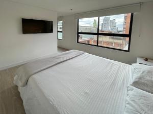 Iluminación, ventilación ubicación estratégica gym wifi