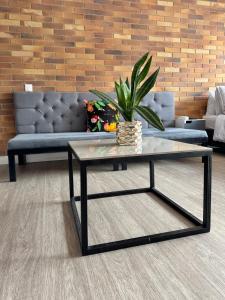 Iluminación, ventilación ubicación estratégica gym wifi