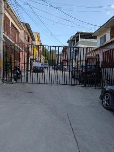 10 minutos de UNAH Apartamento de 2 cuartos completo